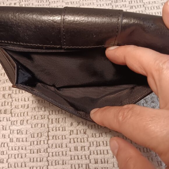 Wilsons Leather Pelle Studio black leather tri-fold wallet - Picture 7 of 11